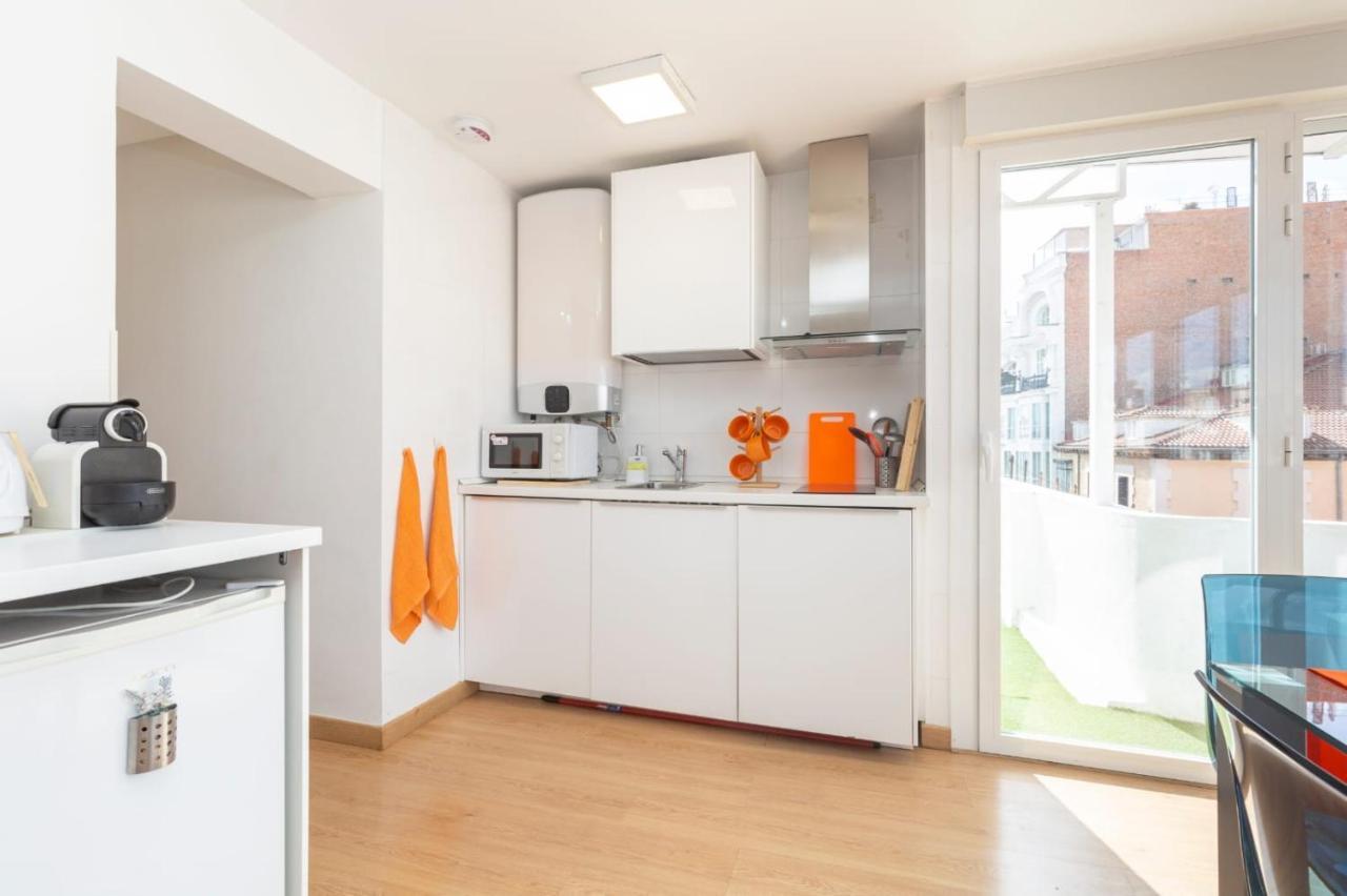 Apartamento Atico Las Letras - Alojamiento De Temporada Madrid Kültér fotó