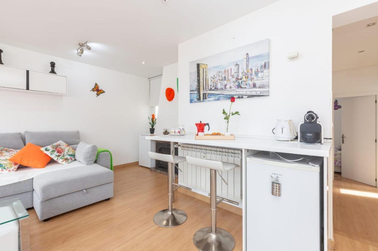Apartamento Atico Las Letras - Alojamiento De Temporada Madrid Kültér fotó